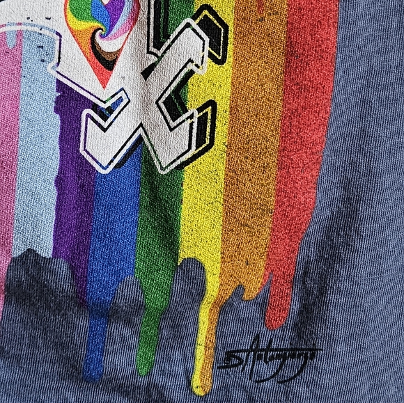 Chicago White Sox Pride Shirt 2023 in Medium - Picture 7 of 10